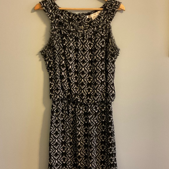 Sleeveless Mini - Picture 2 of 2